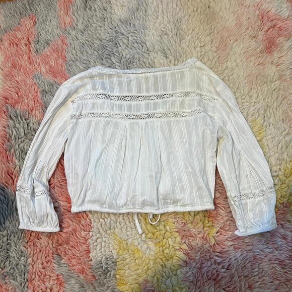 white boho lace cropped long sleeve top - Picture 4 of 7